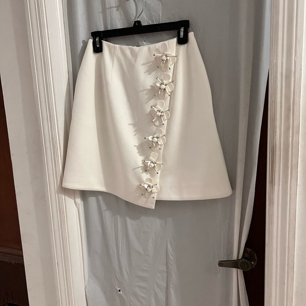 Ted baker white Kenndal 3d embellished wrap mini skirt bridal size 1uk 4us - Picture 2 of 7